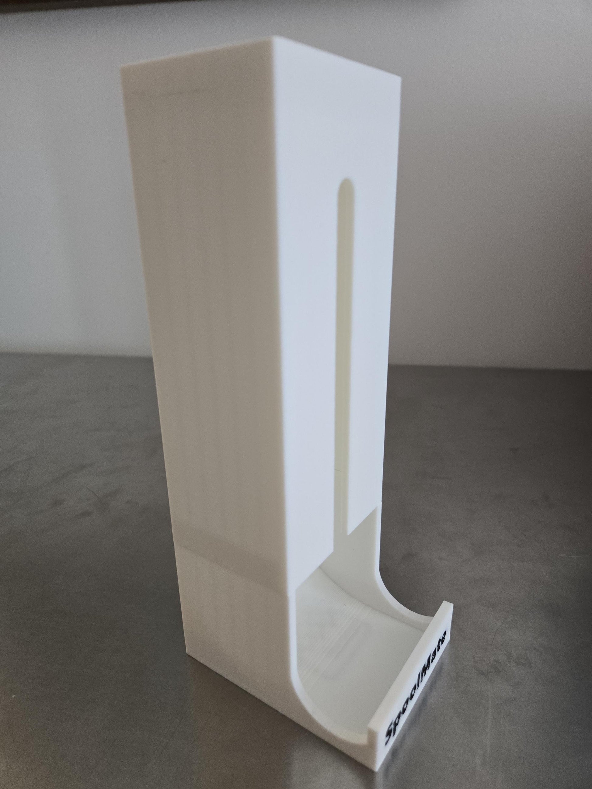 SpoolMate Tower – Keeps Your Thread Organized and Ready to Use